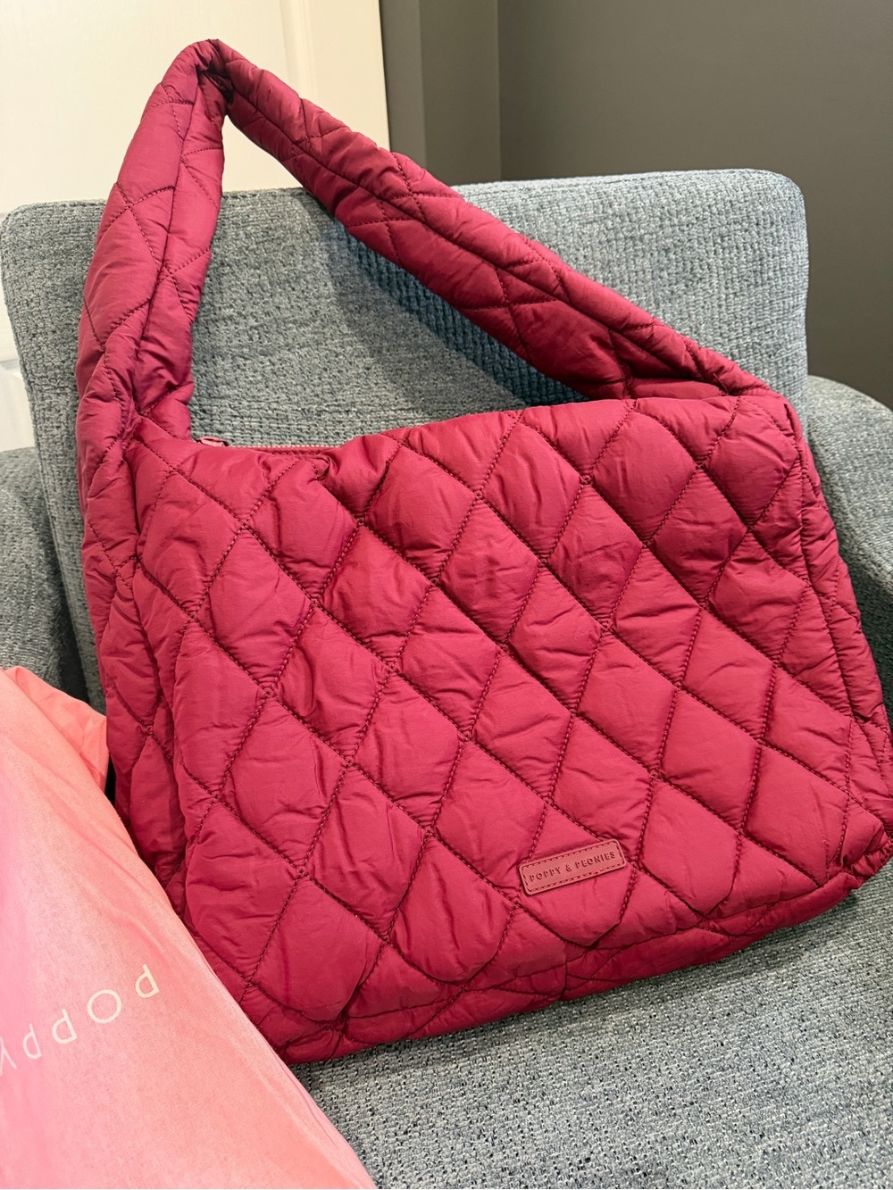 Poppy & Peonies Quilted Haul It Shoulder Bag - Berry, never used